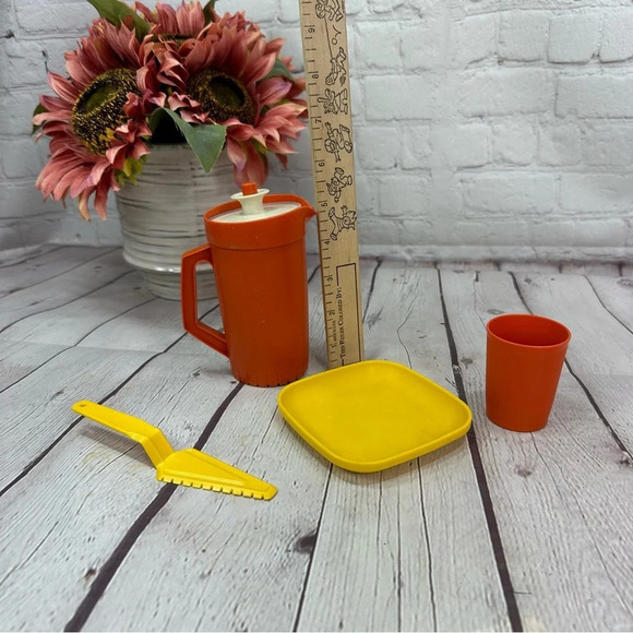 vintage tupperware tupper toys pretend play learning toys development - Picture 2 of 4